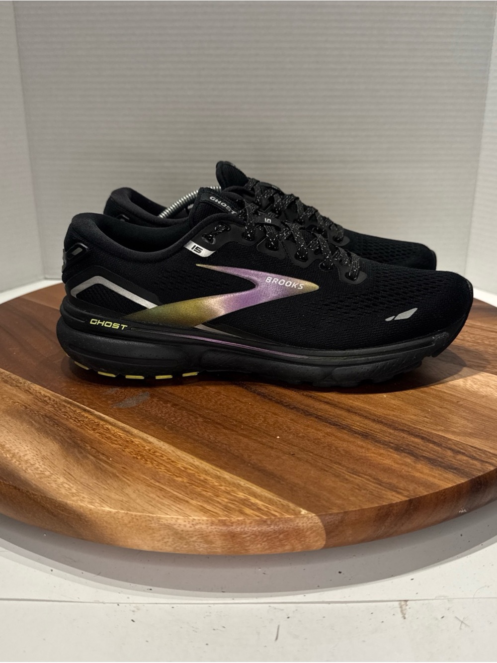 Brooks Ghost 15 Women’s Size 8 B Black/Lime/Purple Running Sneakers